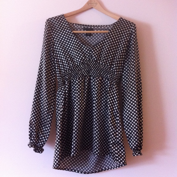 BCBGMAXARIA Black & White Polka Dot Satin LS Top - Picture 1 of 6